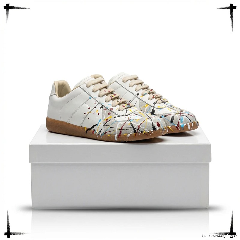 Maison Margiela German training graffiti-style white shoes