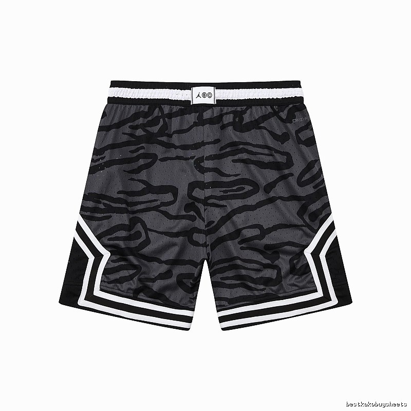 AJ sporty black and grey shorts