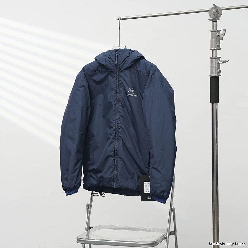 Arc'teryx Lightweight Shell Jacket with drawcord hem - Weekend