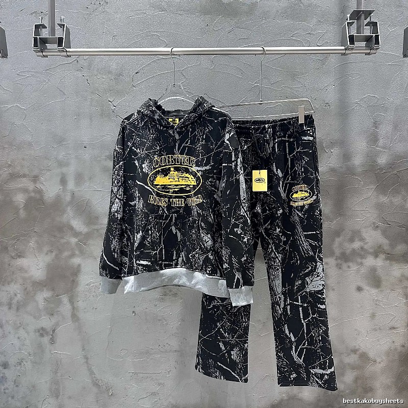 Corteiz Graffiti Style Black and Grey Suit