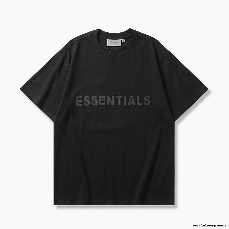 ESSENTIALS minimalist style black T-shirt