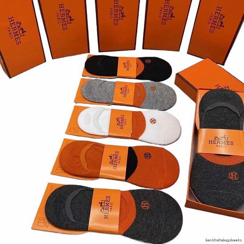 Hermes solid color minimalist style socks