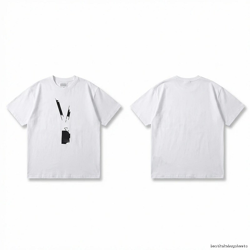 Maison Margiela minimalist style white T-shirt