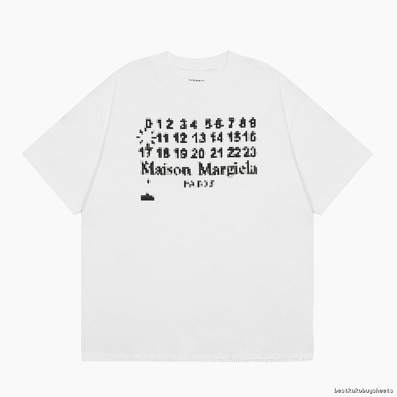 Maison Margiela Pixel Streetwear White Short-sleeve T-shirt