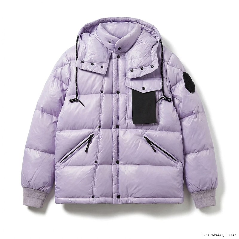 Moncler's trendy and cool series light purple down jacket