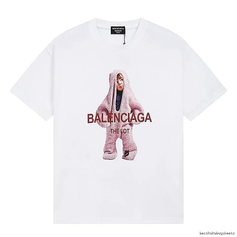 Parisian-style printed white T-shirt