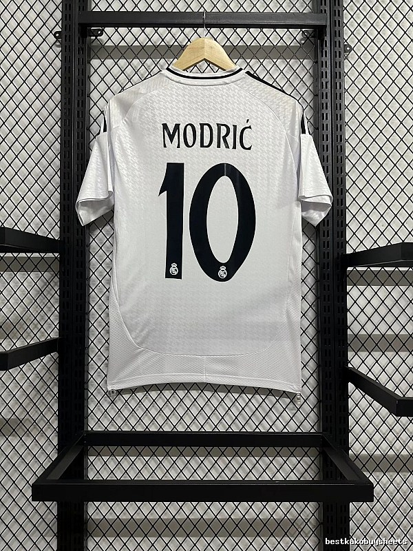 Real Madrid Resort Home soccer jersey White Real Madrid for Travel Looks Select Edition
