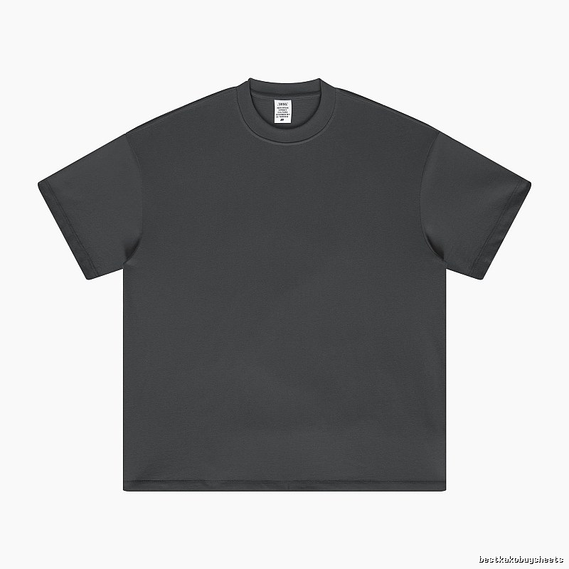 Statement Plain white T-shirt Minimal White Short for Easy Pairing
