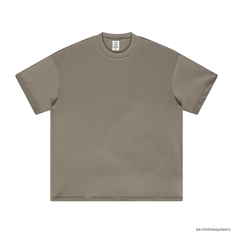 Streetwear Plain white T-shirt Minimal White Short with Logo Accent