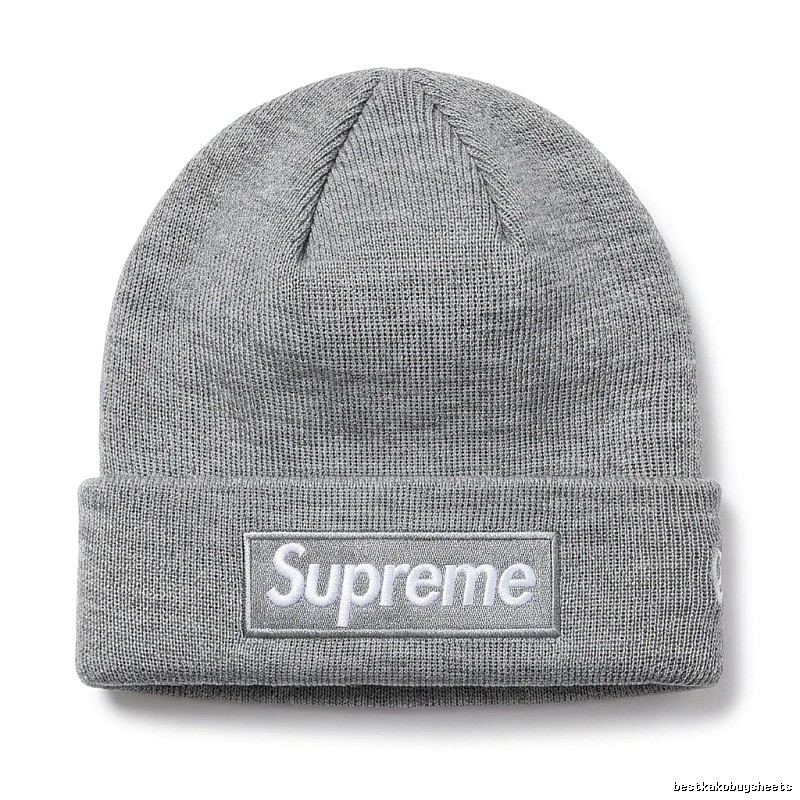 Supreme minimalist style grey hat