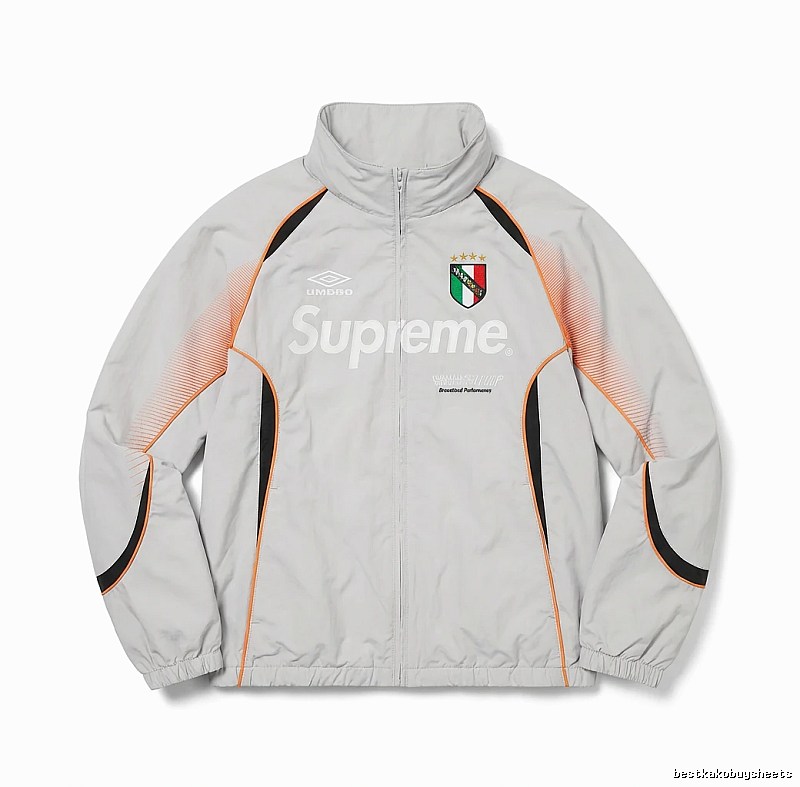 Supreme sporty light gray jacket