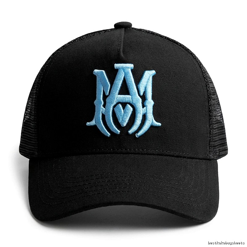 The classic black baseball cap of AMIRI.