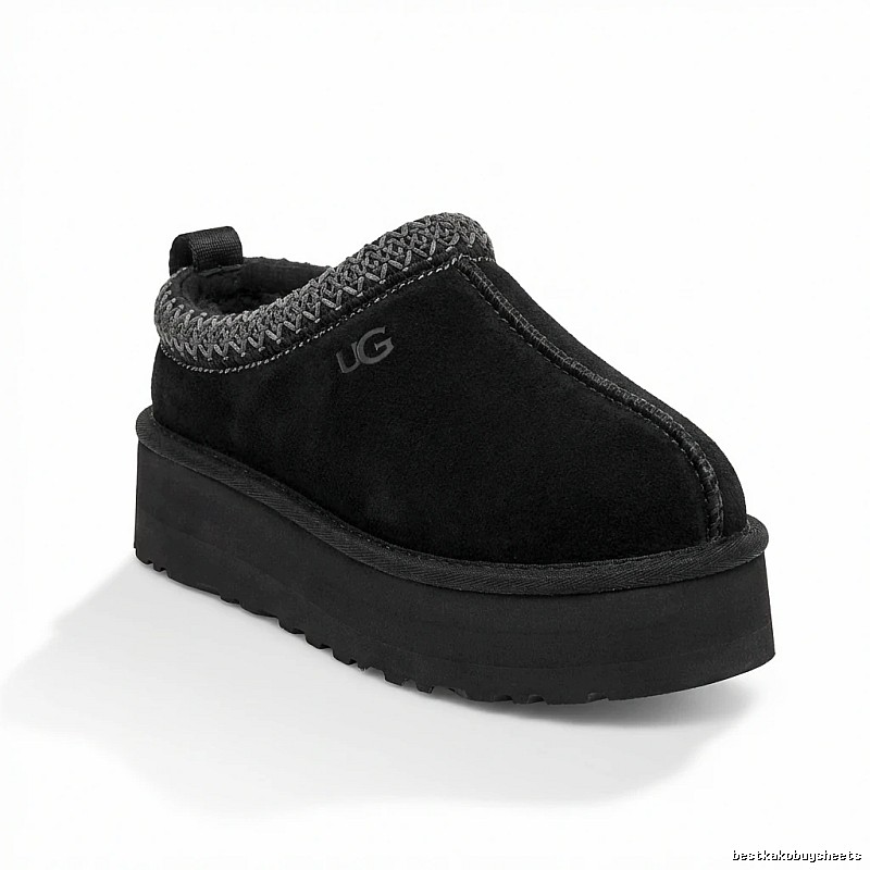 UGG thick-soled retro-style black boots