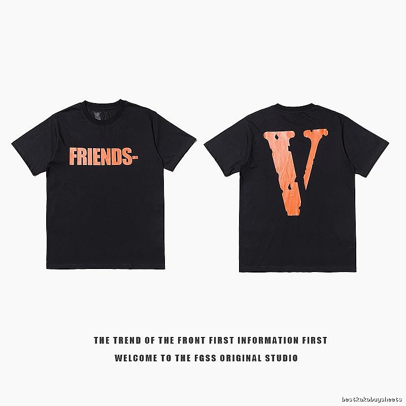 Vlone Urban Logo T-shirt Black Purple Vlone with Statement Pattern
